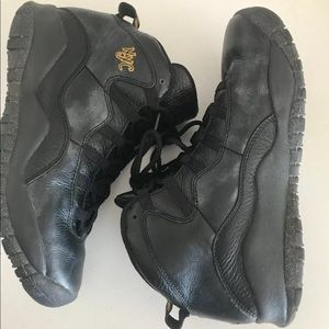 AIR JORDAN 10 RETRO X BLACK CITY PACK NEW YORK NYC